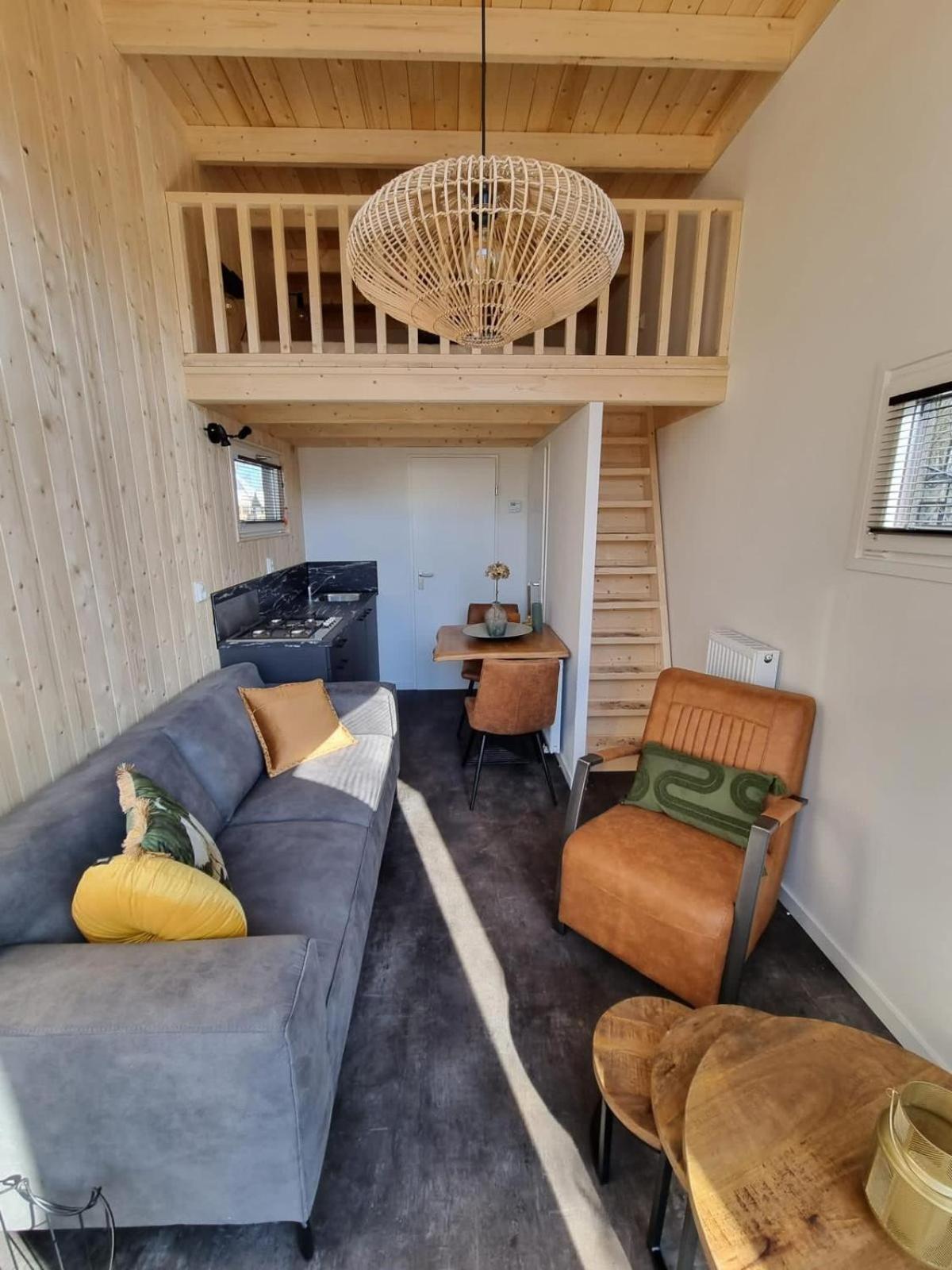 Camping De Vinkenkamp Lieren Room photo